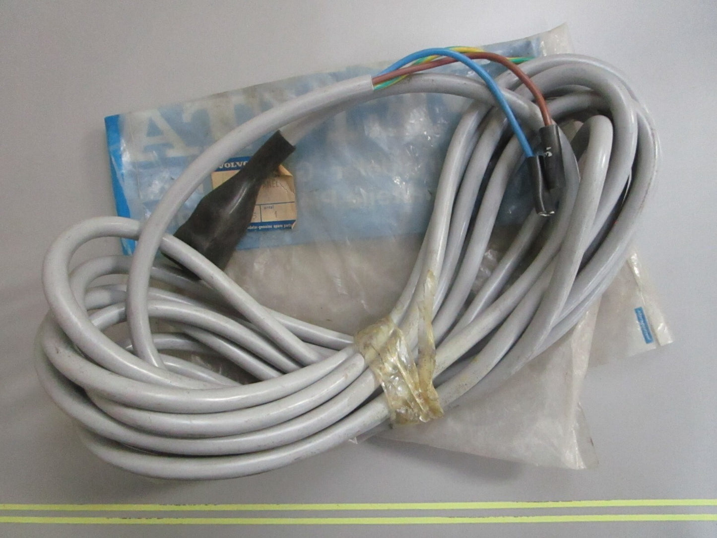 *NEW OEM* 0820 Volvo Penta Instrument Panel Trim Harness 850375