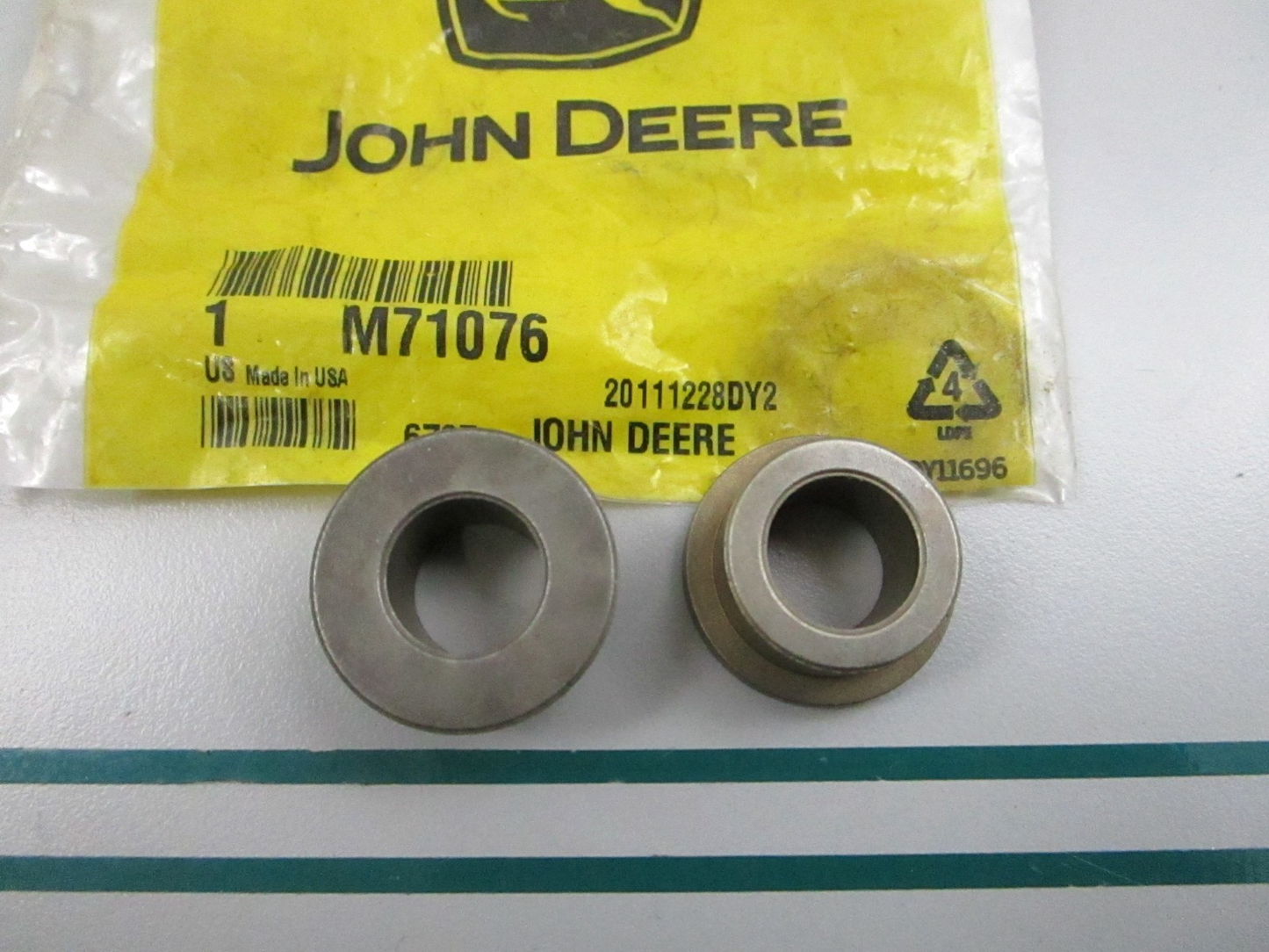 NEW OEM (LOT OF 2) M71076 John Deere Bushing 0810