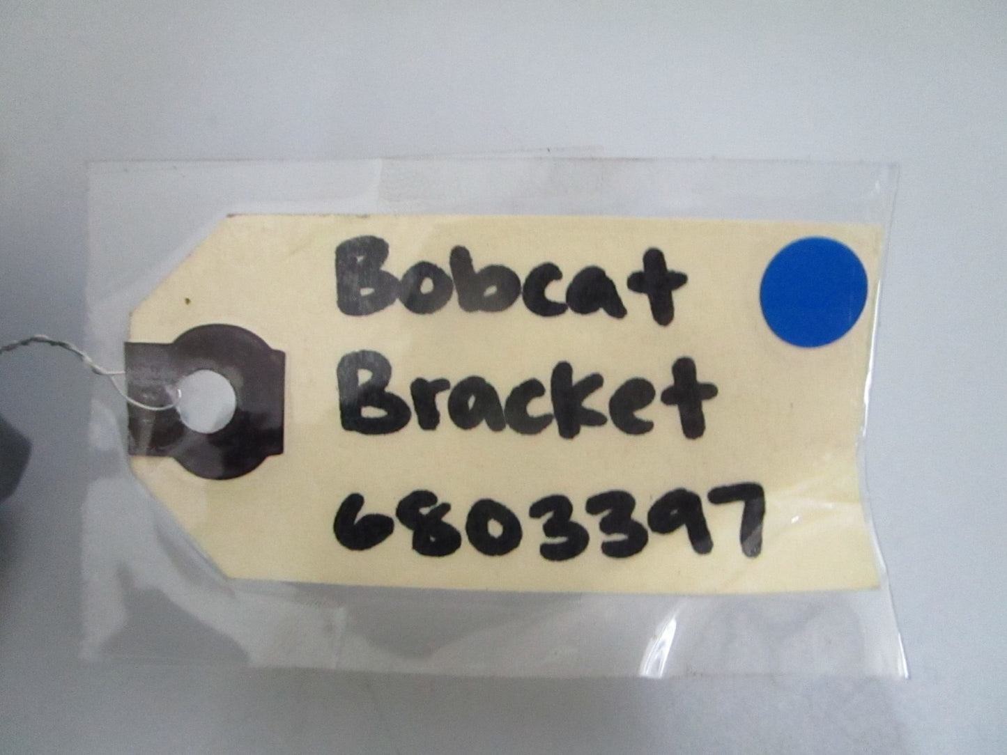 *NEW OEM* 0820 Bobcat Bracket 6803397