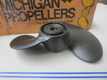 *NEW* 0720 Michigan 3.5- 8hp 9 Spline 7½ x 6¼ Propeller 072021 Replaces: Mercury