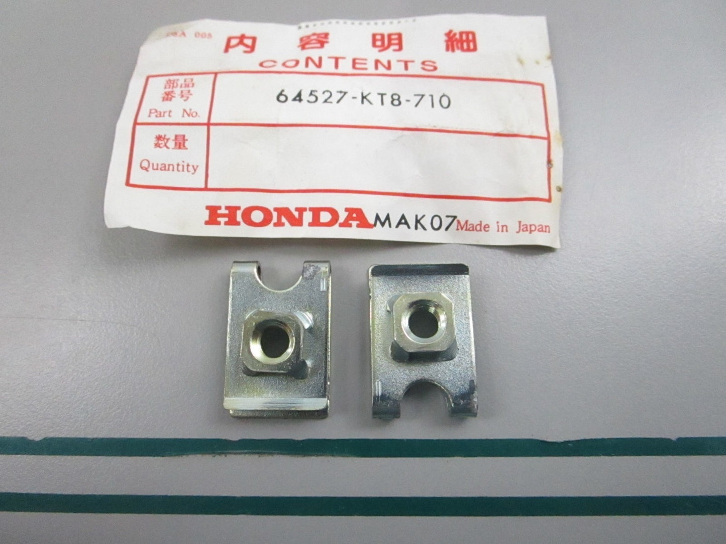 NEW OEM (LOT OF 2) 64527-KT8-710 Honda Clip Nut 0810