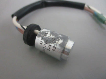 *NEW OEM* 0820 OMC Johnson Evinrude Temperature Switch 584152 0584152