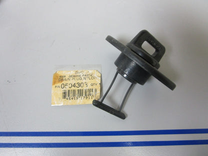 *NEW OEM* 0810 OMC Johnson Evinrude Drain Plug 504303 0504303