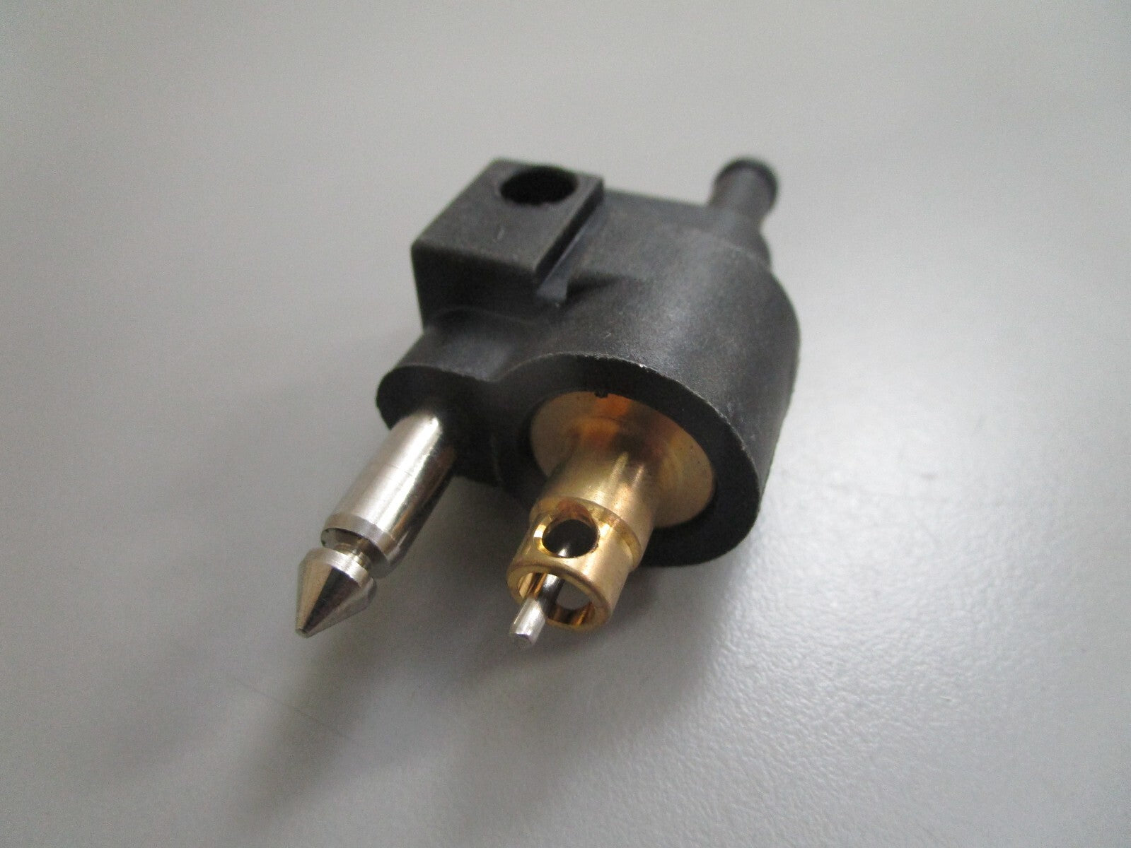 *NEW OEM* 0810 Mercury Quicksilver Fuel Connector 14187M