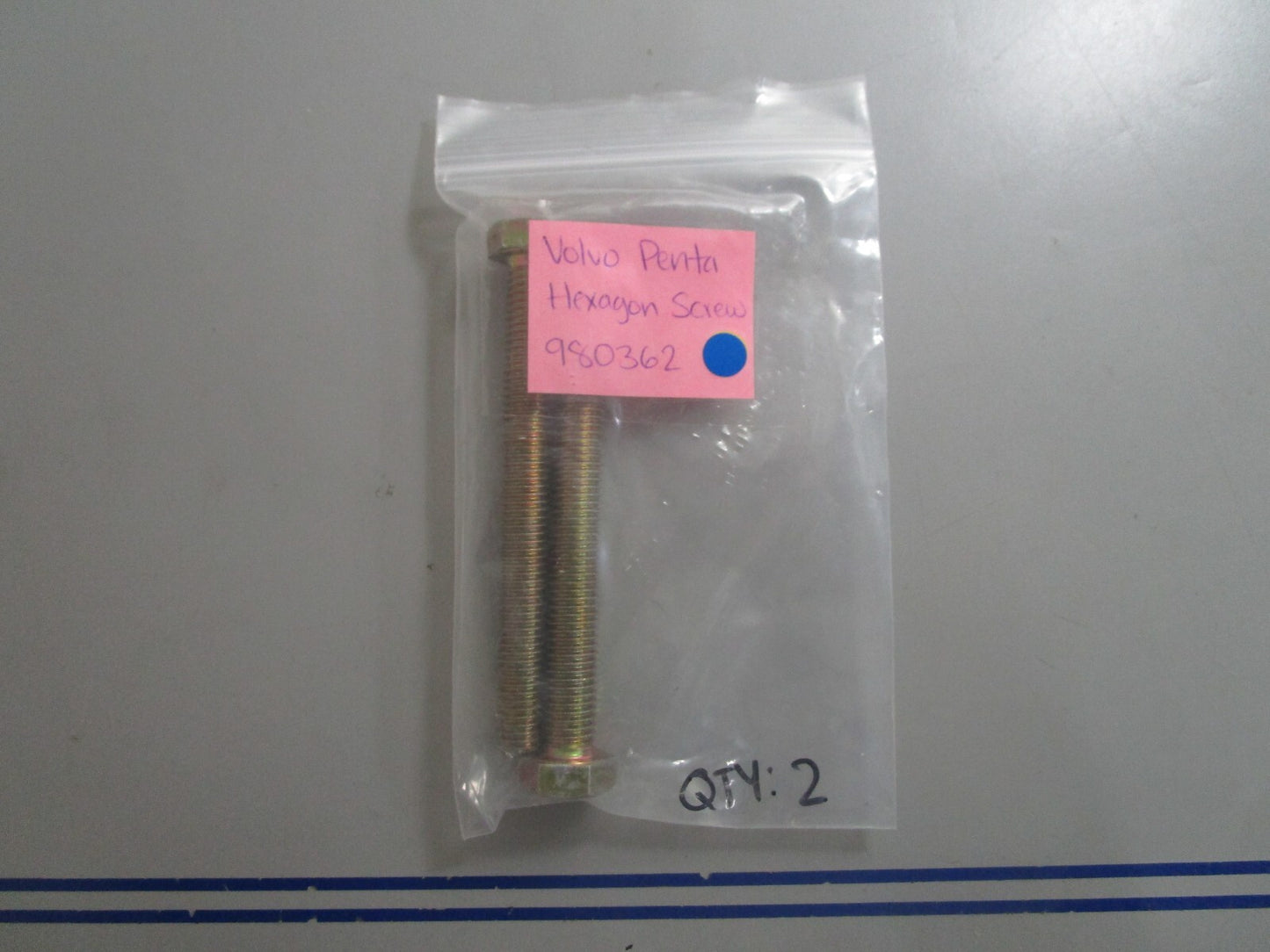 *NEW OEM* 0810 Volvo Penta Hexagon Screw 980362