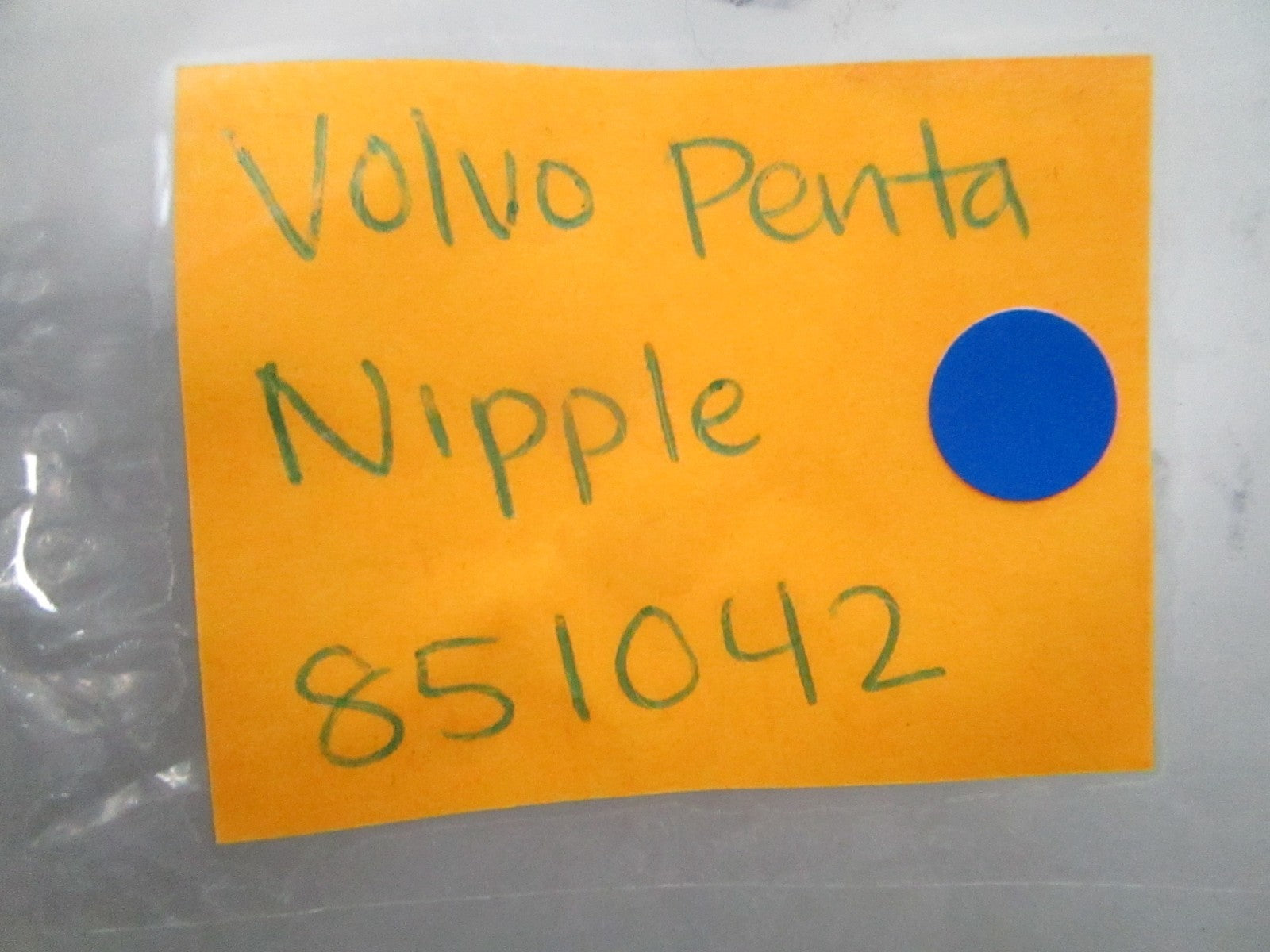 *NEW OEM* 0810 Volvo Penta Nipple 851042