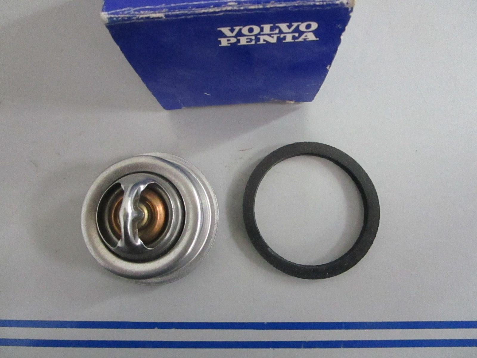 *NEW OEM* 0820 Volvo Penta Thermostat Kit 877355