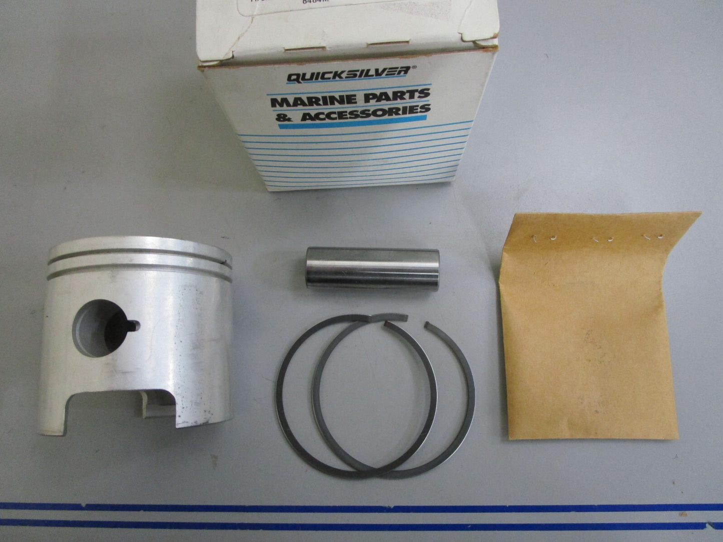 *NEW OEM* 0820 Mercury Quicksilver Piston 761-8484M