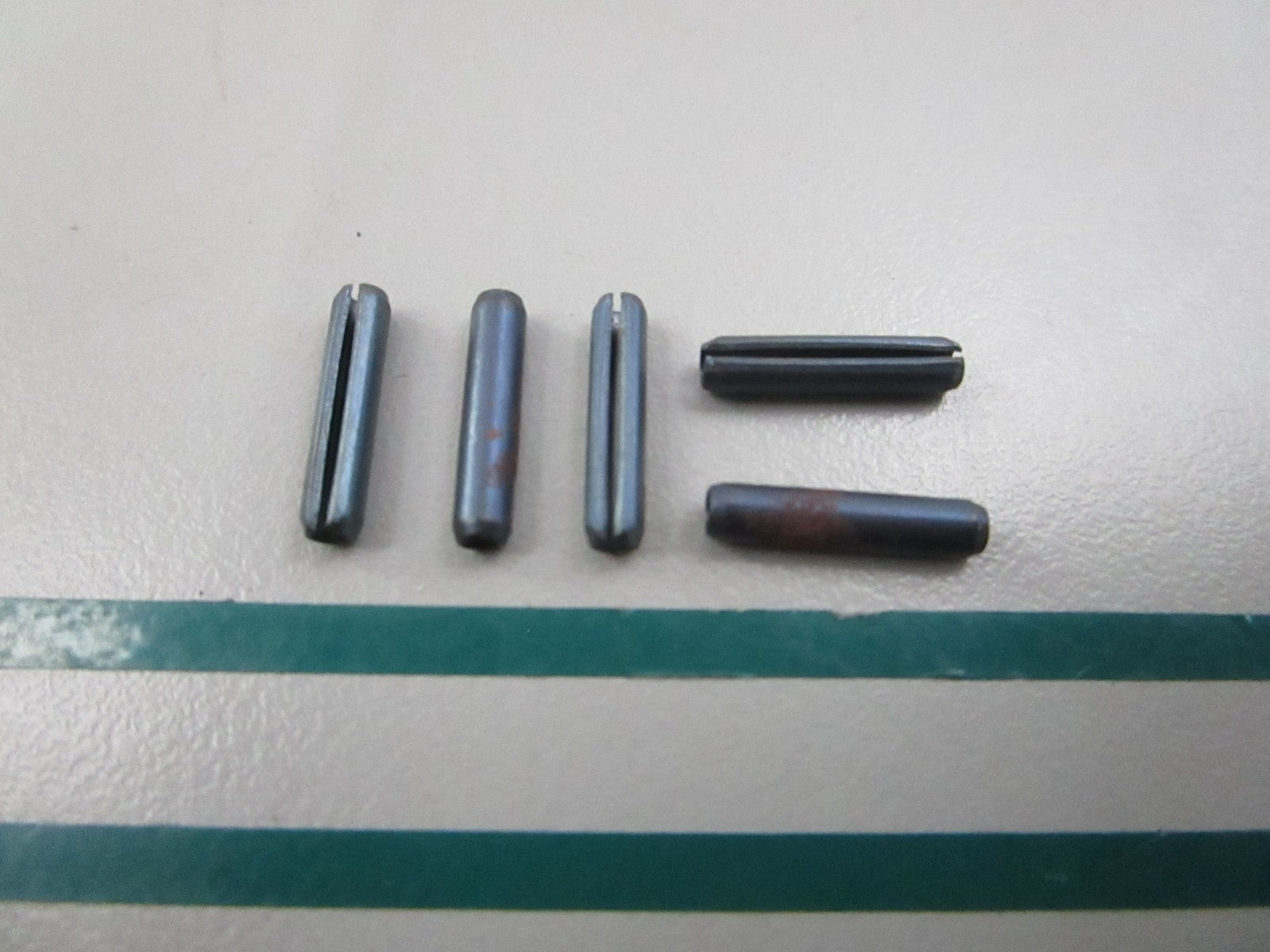 NEW OEM (LOT OF 5) 09202-02004 Suzuki Pin 0810
