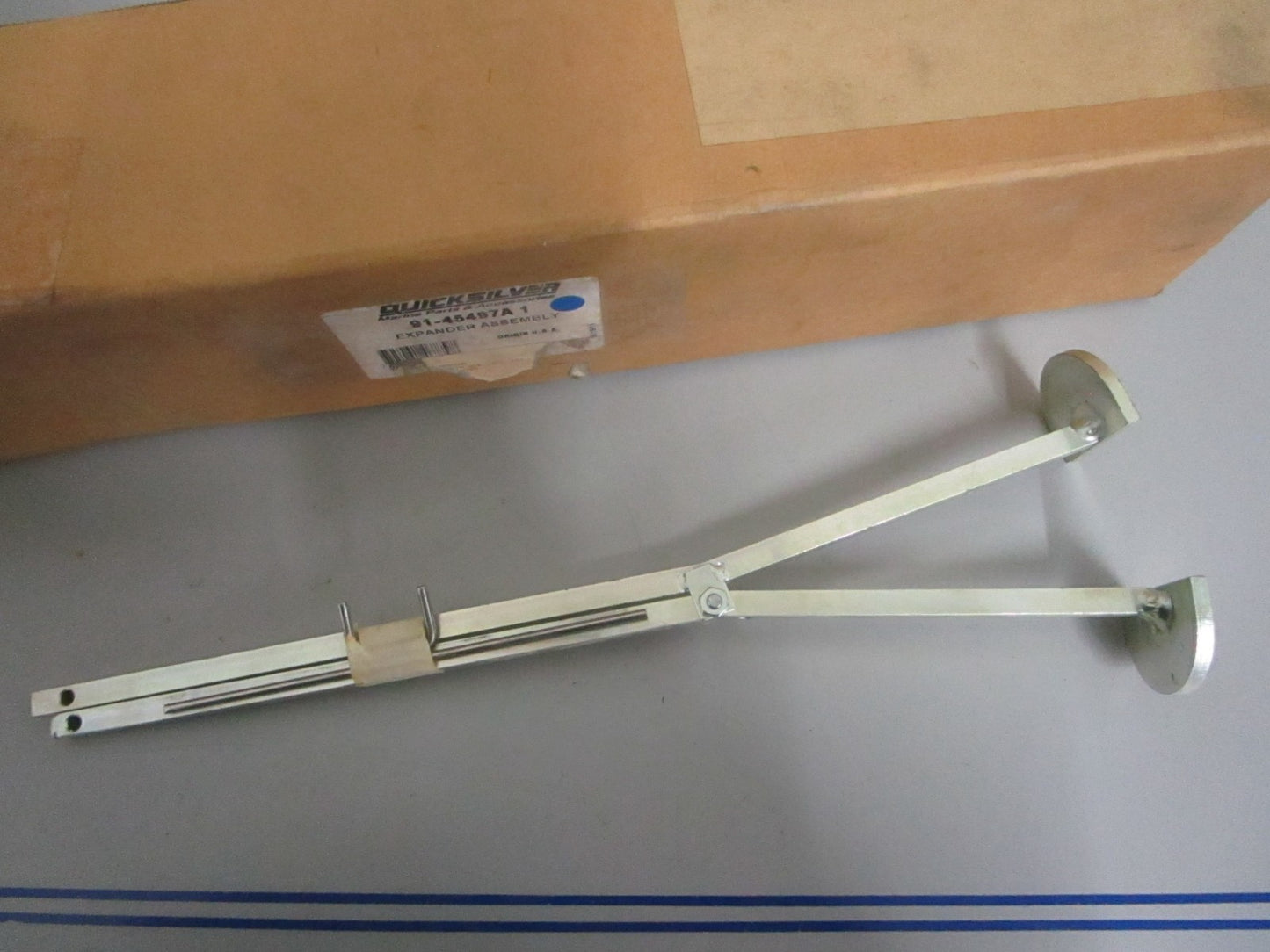 NEW OEM 91-45497A1 Mercury Quicksilver Expander Assy 0820
