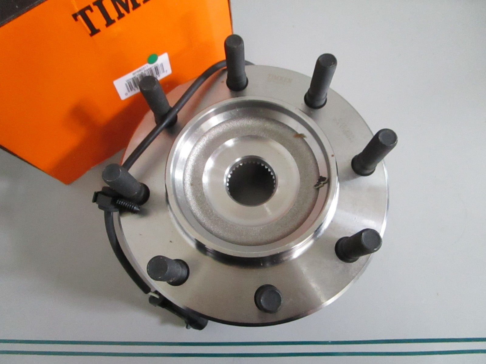 Timken SP580311 NEW Front Passenger Wheel Hub Chevy GMC Silverado 3500 NOS 0820
