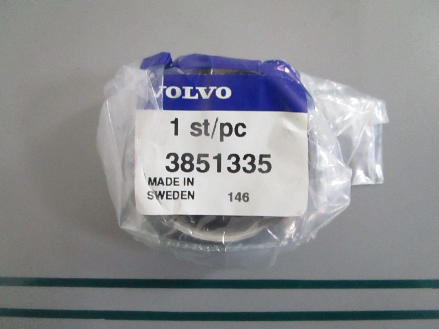 NEW OEM 3851335 Volvo Penta Propeller Nut 0820