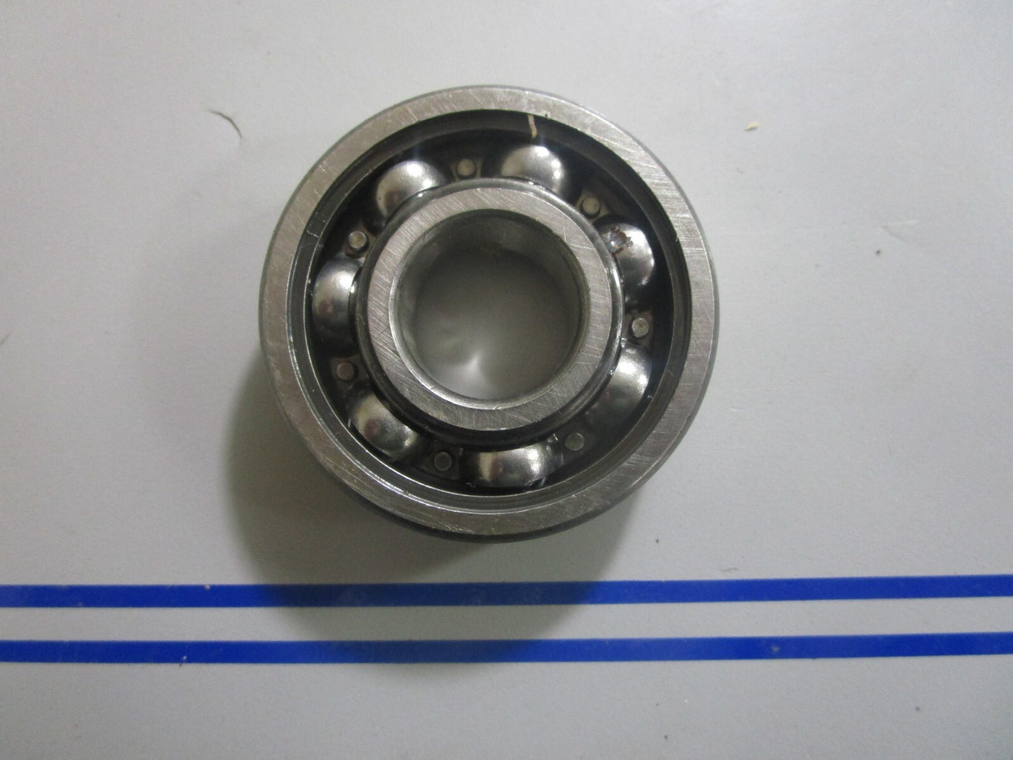 *NEW OEM* 0810 OMC Johnson Evinrude Bearing 307545 0307545