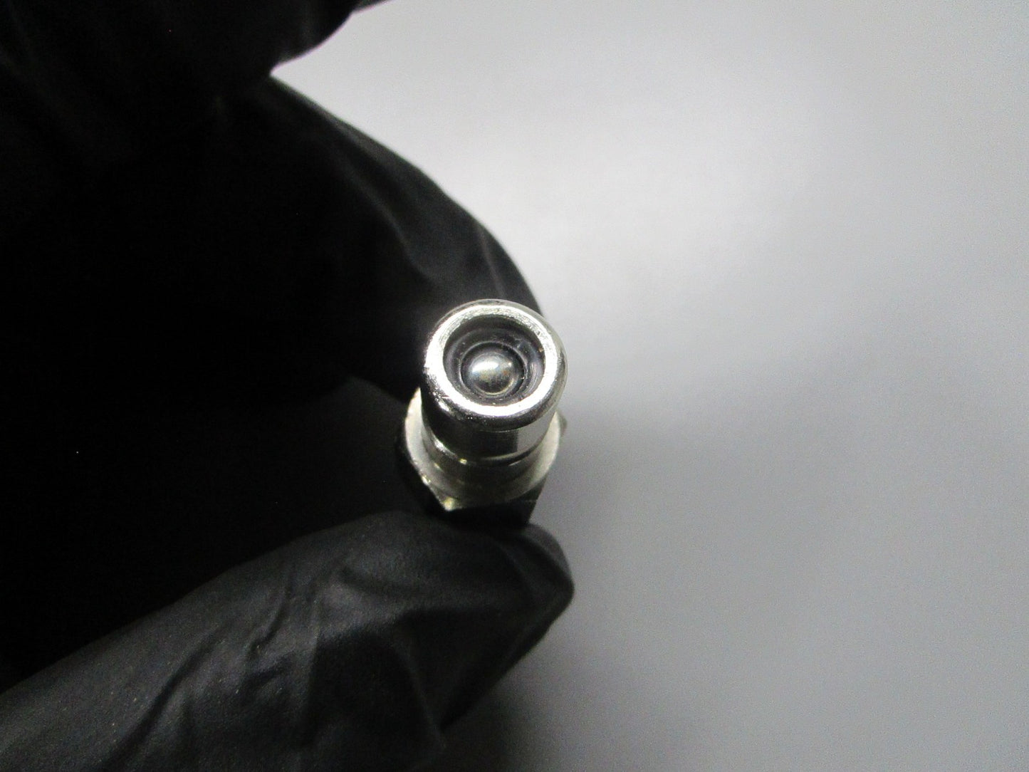 NEW OEM 65750-98505 Suzuki Fuel Connector 0810