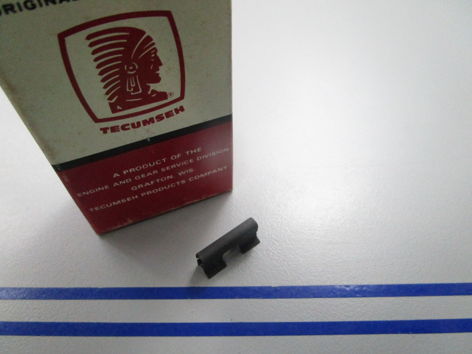 NEW OEM 570703 Tecumseh Clip  0810