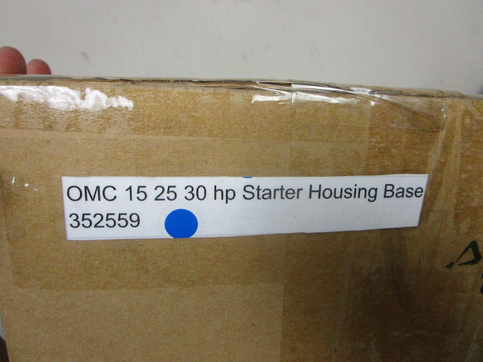 *NEW OEM* 0720 OMC Johnson Evinrude 15 25 30 hp Starter Housing Base 352559