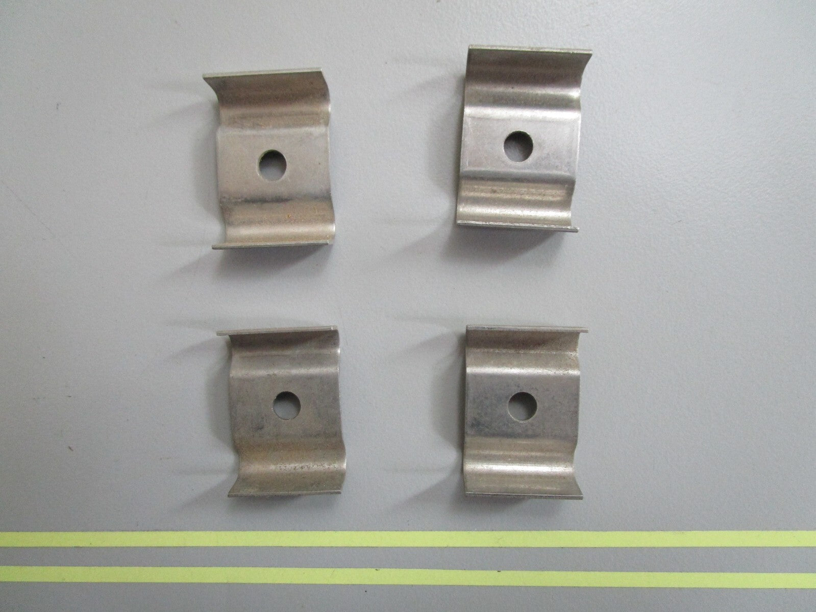 *NEW OEM* (LOT OF 4) 0820 OMC Johnson Evinrude Cable Clamp 308078 0308078