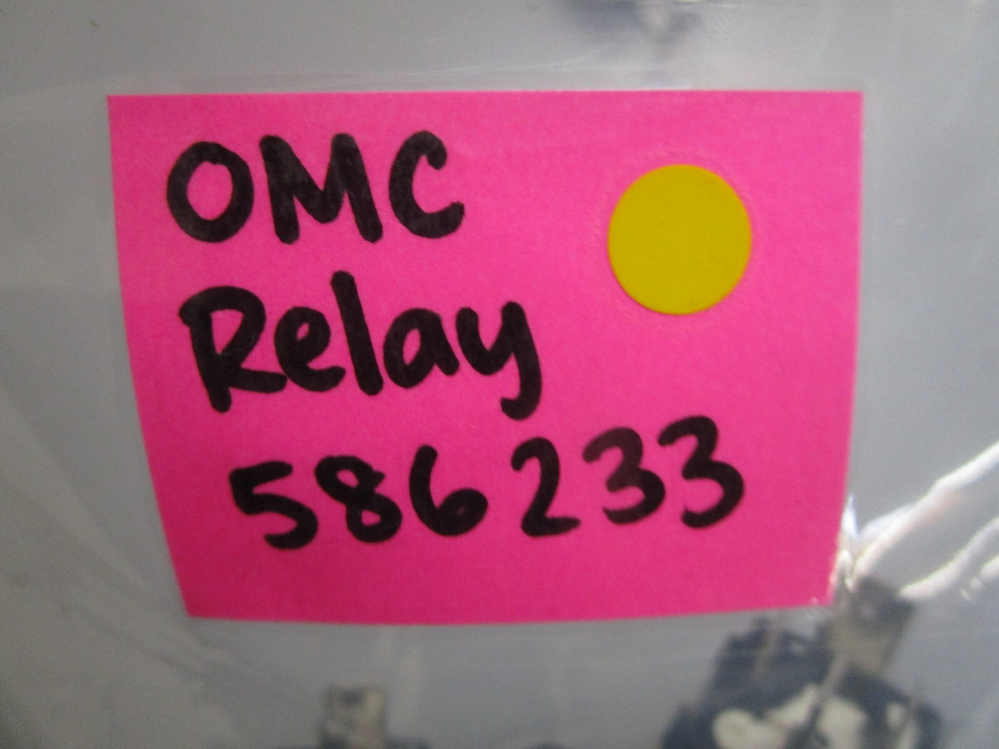 *NEW OEM* 0810 OMC Johnson Evinrude Relay 586233 0586233