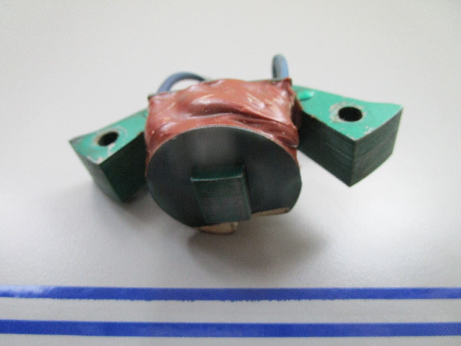 *NEW OEM* 0810 OMC Johnson Evinrude Coil 581557 0581557