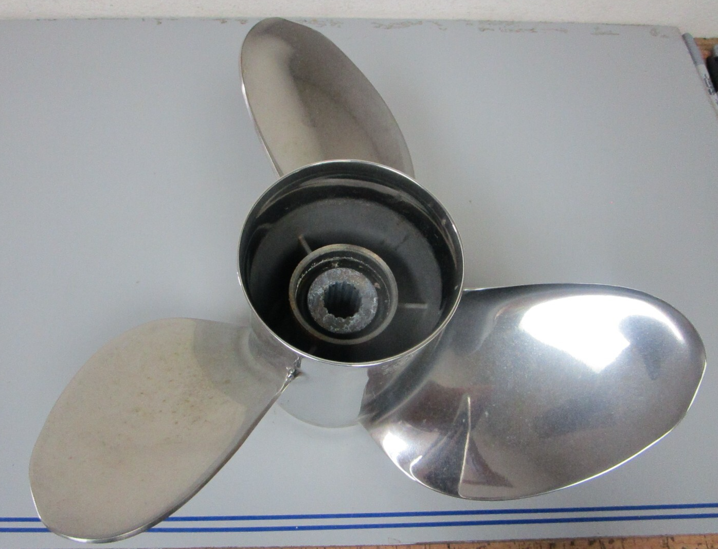 *NEW OEM* 0720 Yamaha 3 Blade Stainless Steel 14 ½ x 21 Propeller 66K-45976-B0