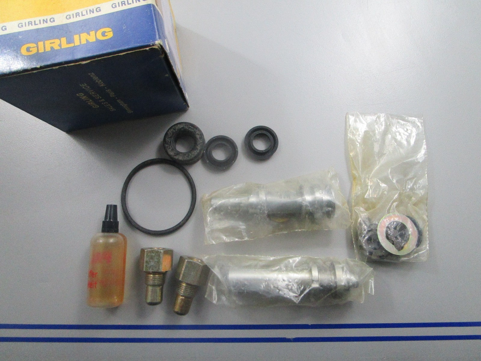 *NEW OEM* 0810 Girling Repair Kit SP4543