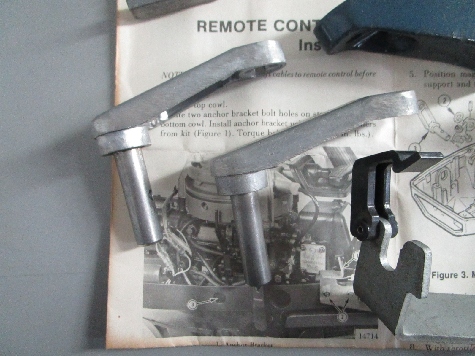 NEW OEM 93051M Mercury Quicksilver Attaching Kit 0820