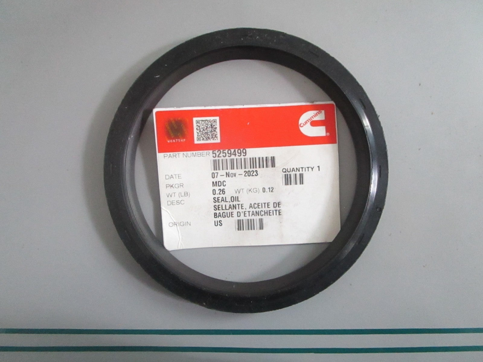 NEW OEM 5259499 Cummins Oil Seal 0820