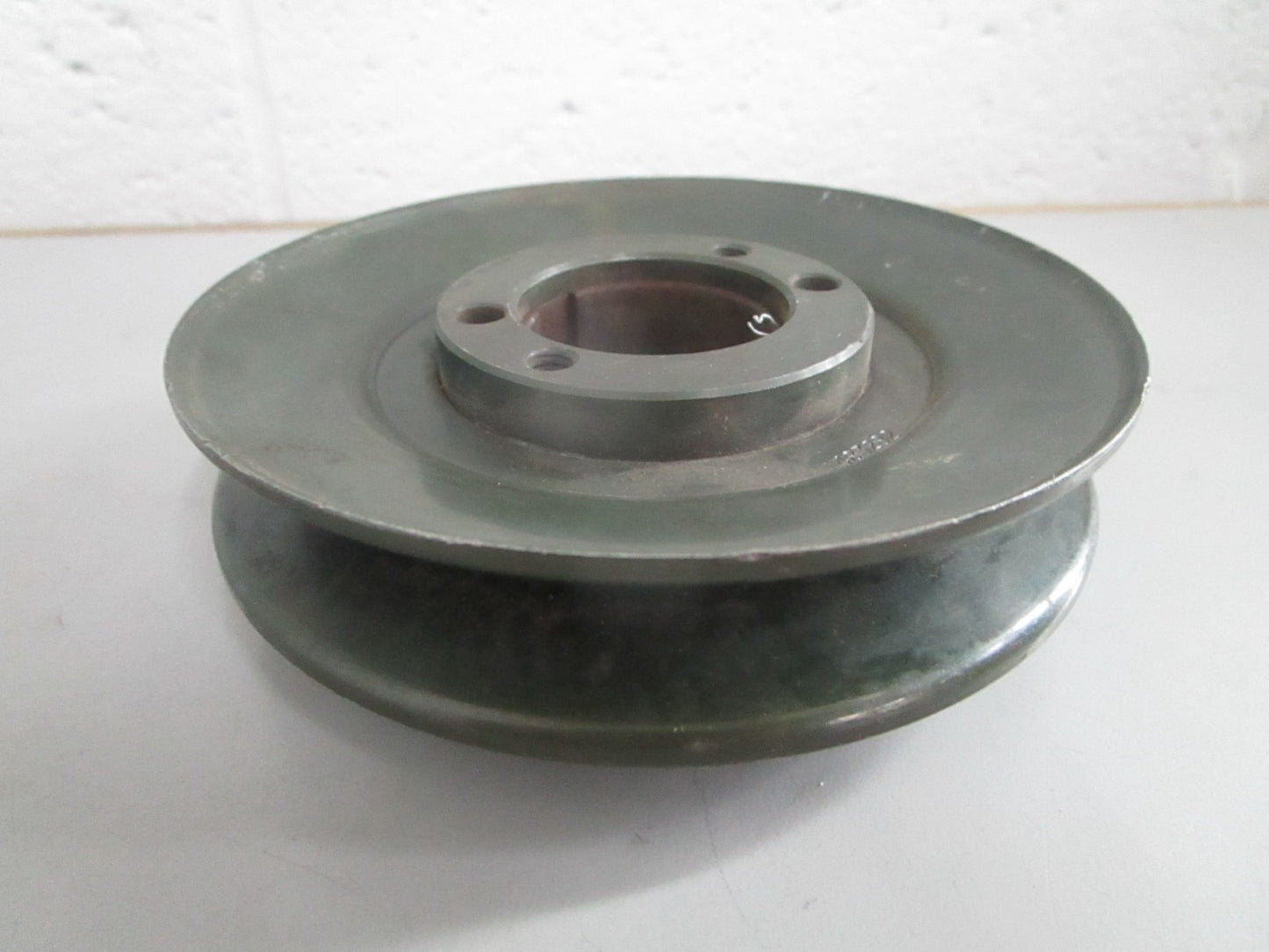 NEW OEM 483282 Scag Pulley 0820