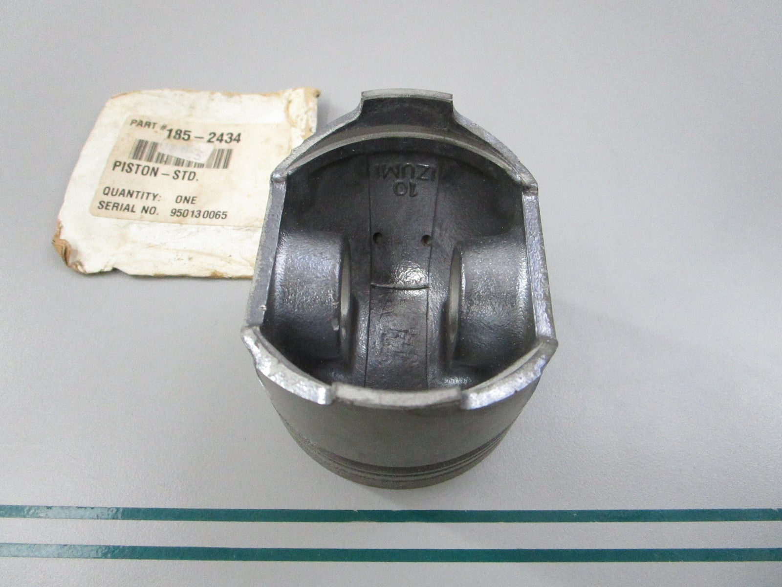 NEW OEM 185-2434 Onan Piston 0810