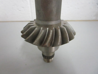 *NEW OEM* 0820 OMC Johnson Evinrude Shaft & Pinion Assy 980284 0980284