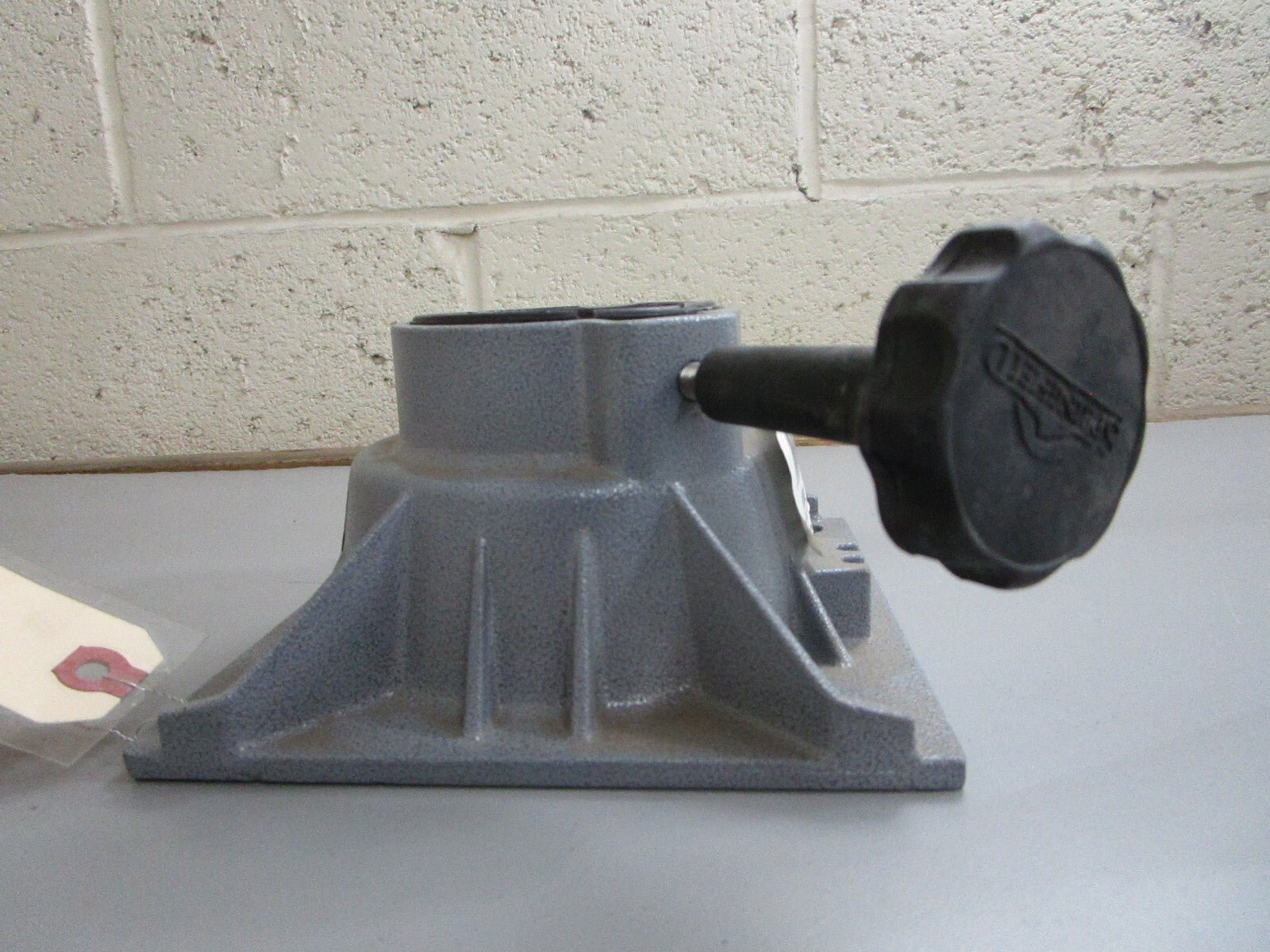 *NEW* 0820 Springfield Trac-Lock III Pedestal Swivel 1100021