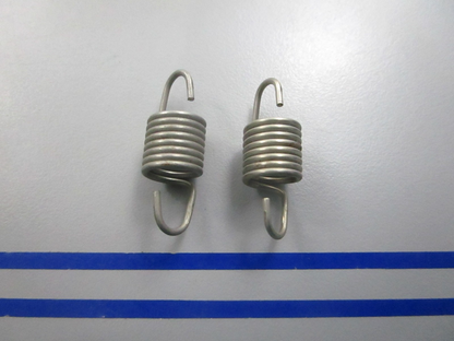NEW OEM (LOT OF 2) 315176 0315176 OMC Johnson Evinrude Starter Lock Spring 0810