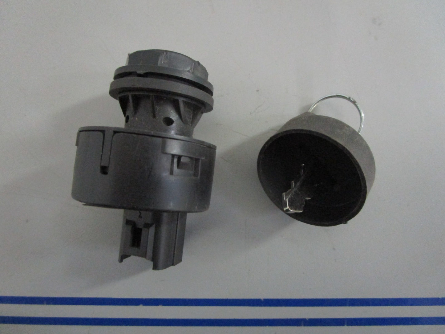 NEW OEM JU2-H2510-10-00 Yamaha Main Ignition Switch 0820