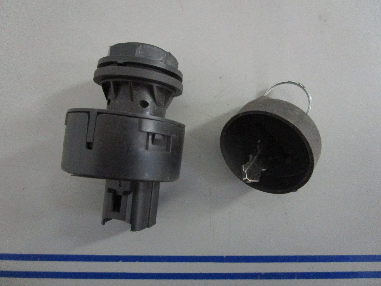 NEW OEM JU2-H2510-10-00 Yamaha Main Ignition Switch 0820