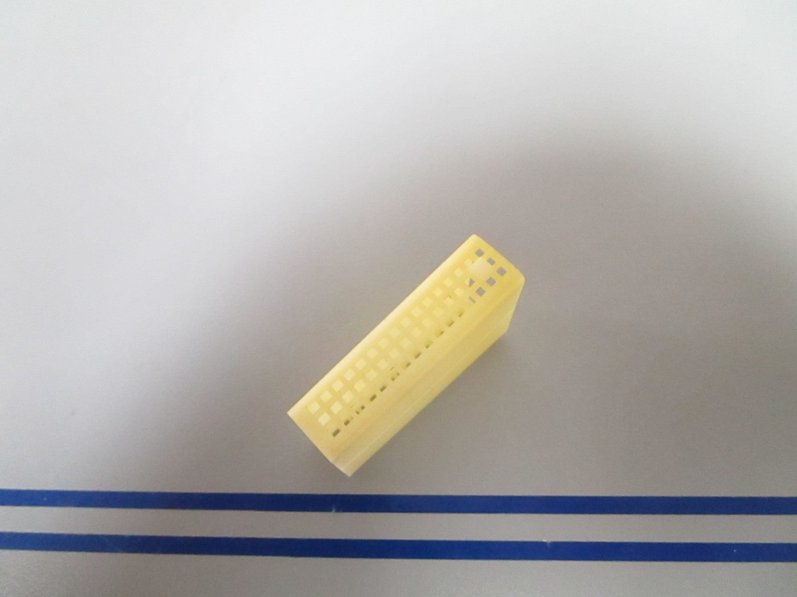 NEW OEM 318991 0318991 OMC Johnson Evinrude Water Intake Screen 0720
