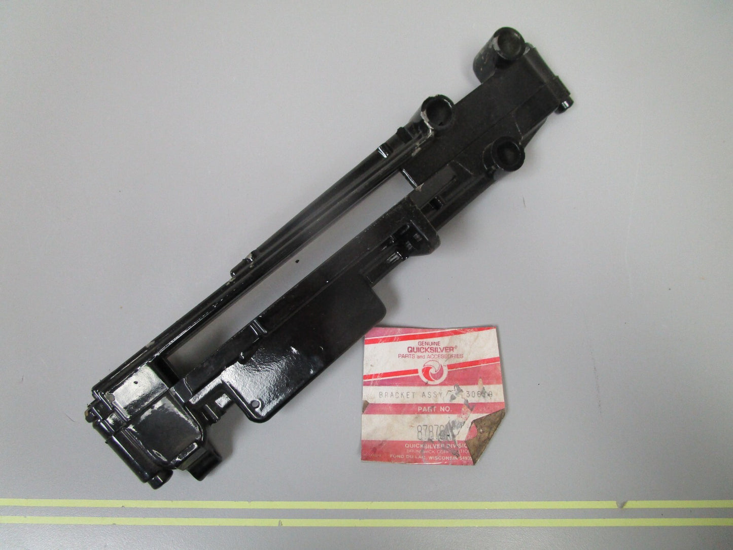 *NEW OEM* 0720 Mercury Quicksilver Bracket Assembly 87876A1