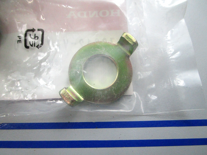 NEW OEM Honda 72612-VA2-000 Blade Lock 0810
