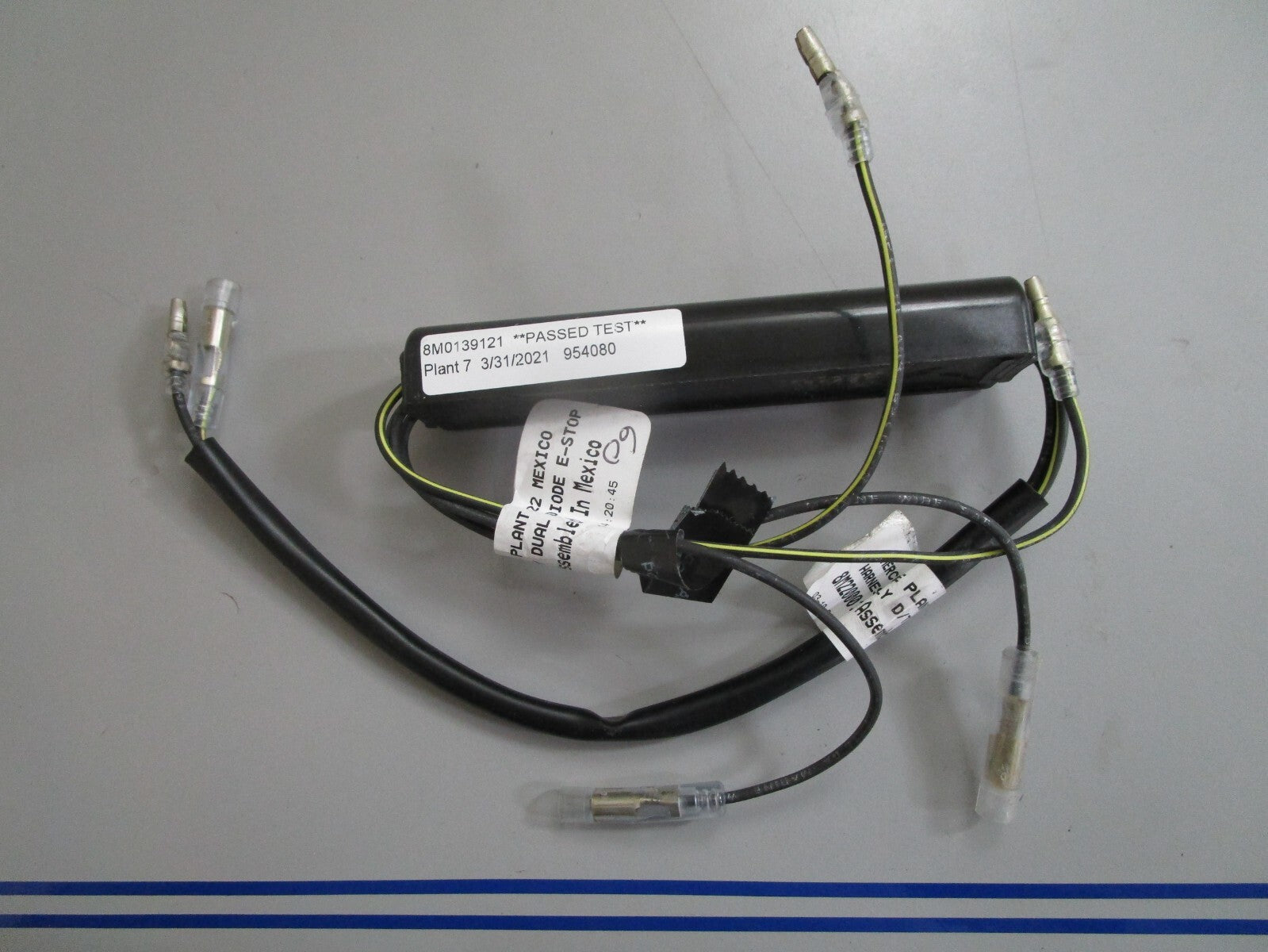 *NEW OEM* 0820 Mercury Quicksilver E-Stop Harness Assy 8M2200010