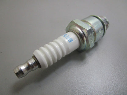 *NEW* (LOT OF 9) 0820 NGK Spark Plug BR5HS