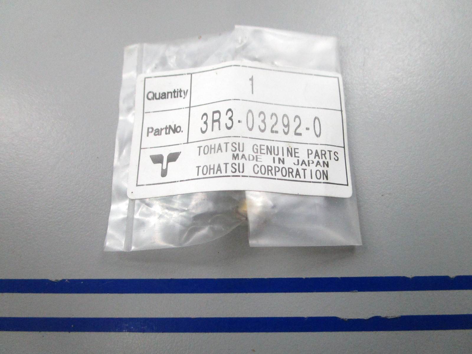 NEW OEM 3R3-03292-0 3R3032920 Tohatsu Drain Screw 0810