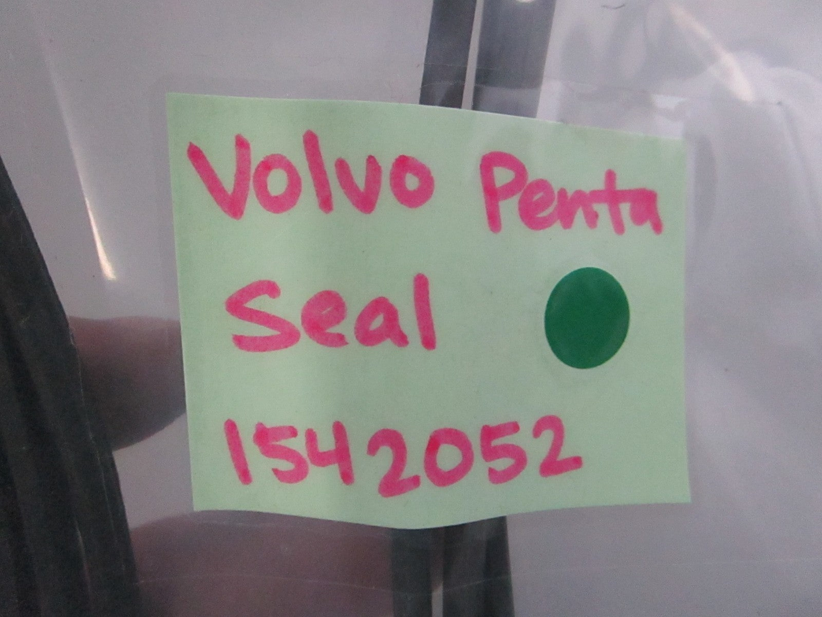 NEW OEM (LOT OF 3) 1542052 Volvo Penta Seal 0810