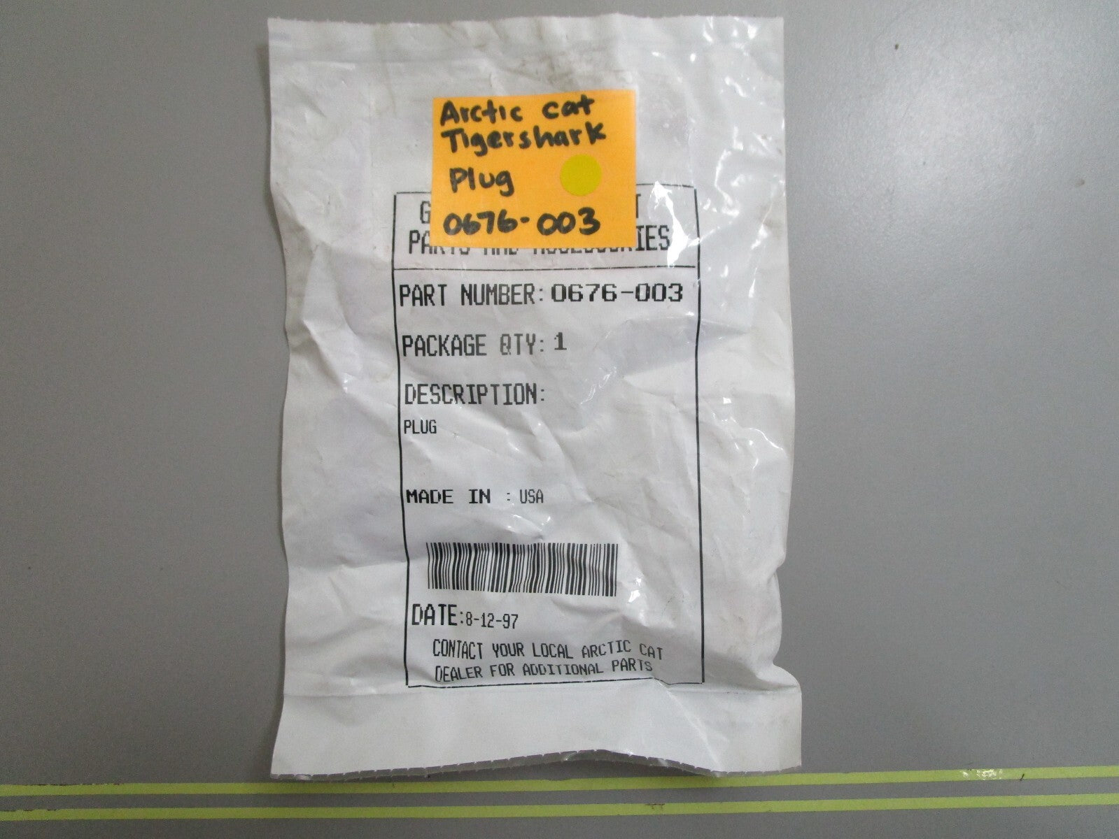 *NEW OEM* 0810 Arctic Cat Tigershark Plug 0676-003