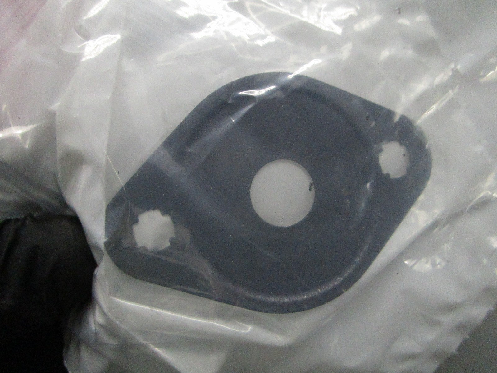 *NEW OEM* 0810 Cummins Gasket 4963857