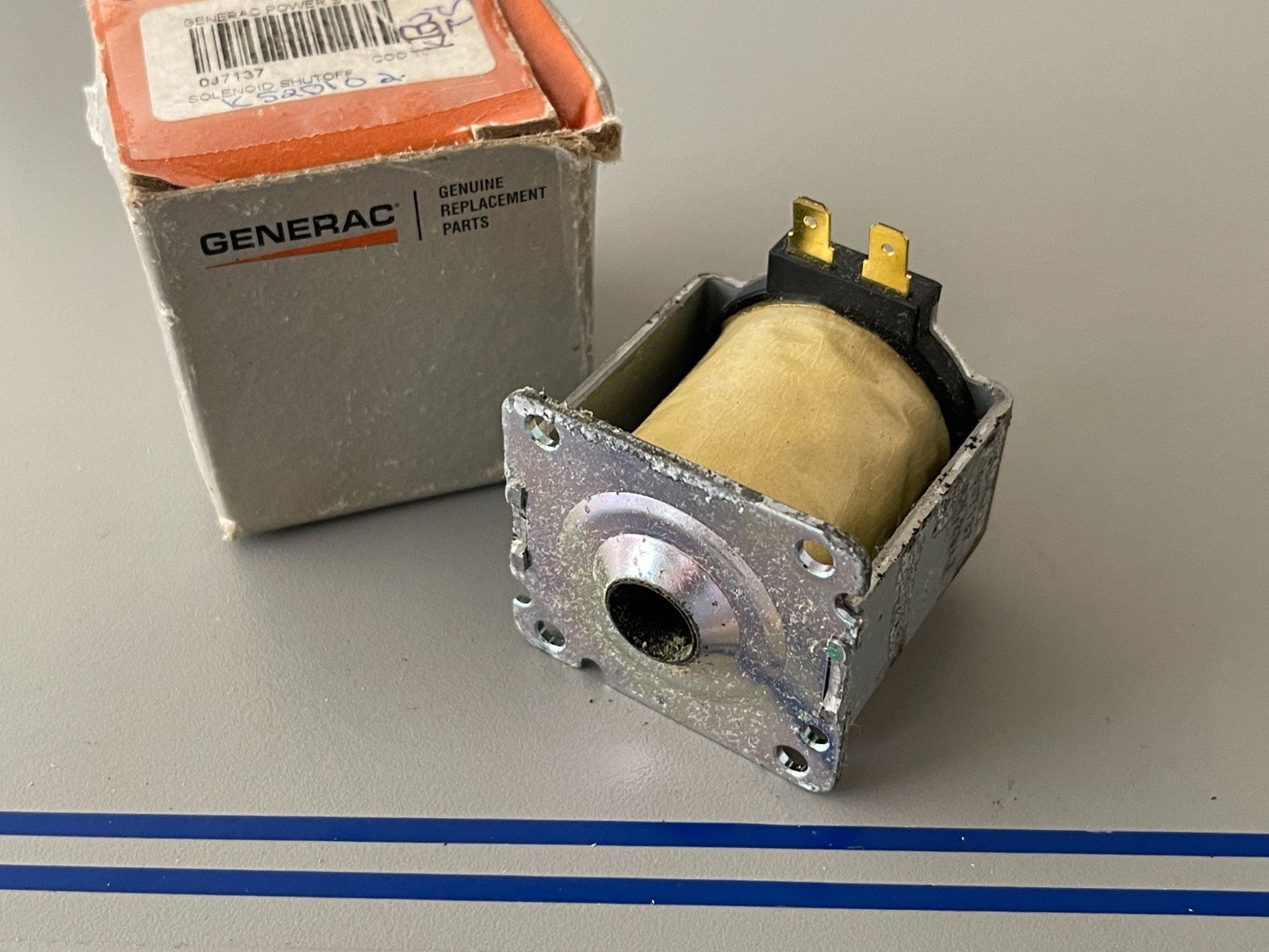 *NEW OEM* 0720 Generac Solenoid Shut Off 0J7137