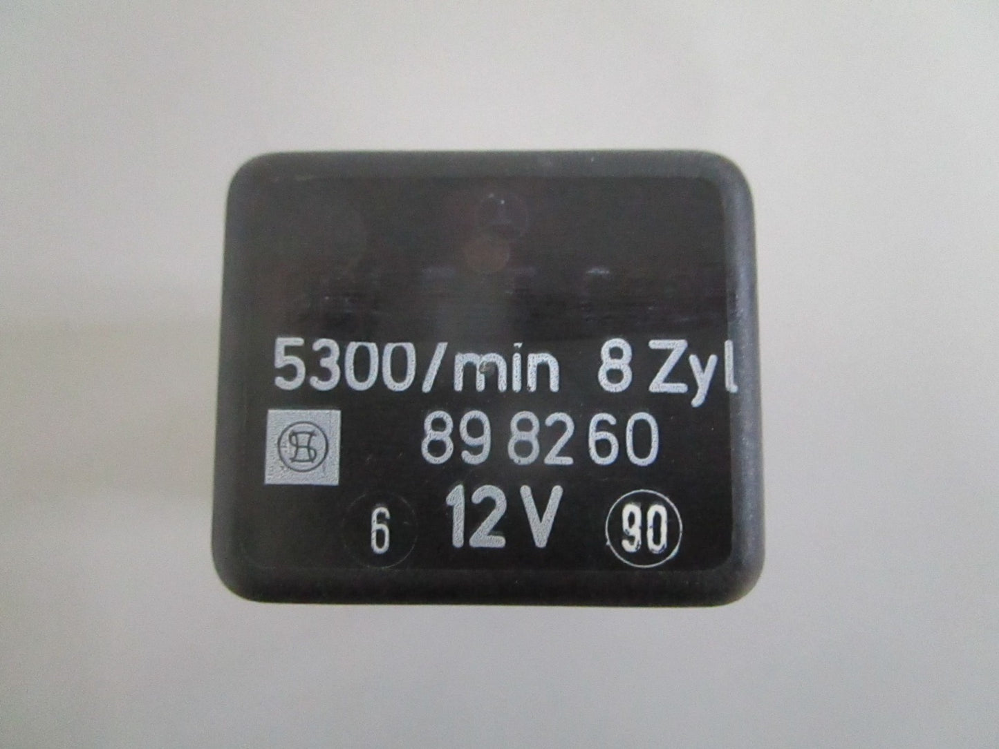 NEW OEM 0015450605 Mercedes-Benz Fuel Pump Relay 0820