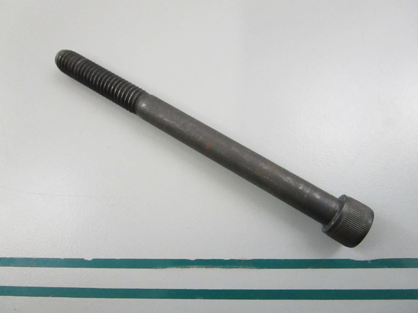 NEW OEM 352717 0352717 OMC Johnson Evinrude Screw 0810