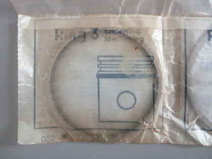 *NEW OEM* 0820 Volvo Penta 3 Piston Ring Kit 876113
