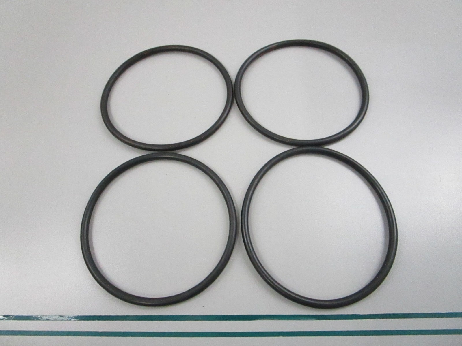 Mercury Quicksilver NEW OEM Bearing Carrier O-Ring 25-31534 (LOT OF 4) 0810