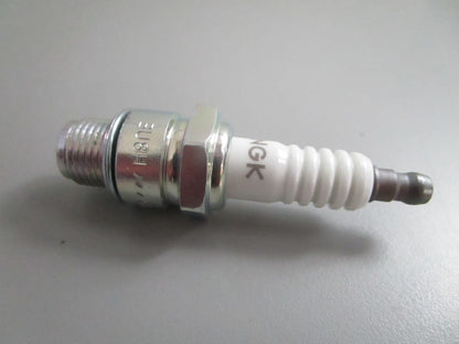 *NEW OEM* (LOT OF 10) 0820 Mercury Quicksilver NGK Spark Plug 33-13686Q BU8H