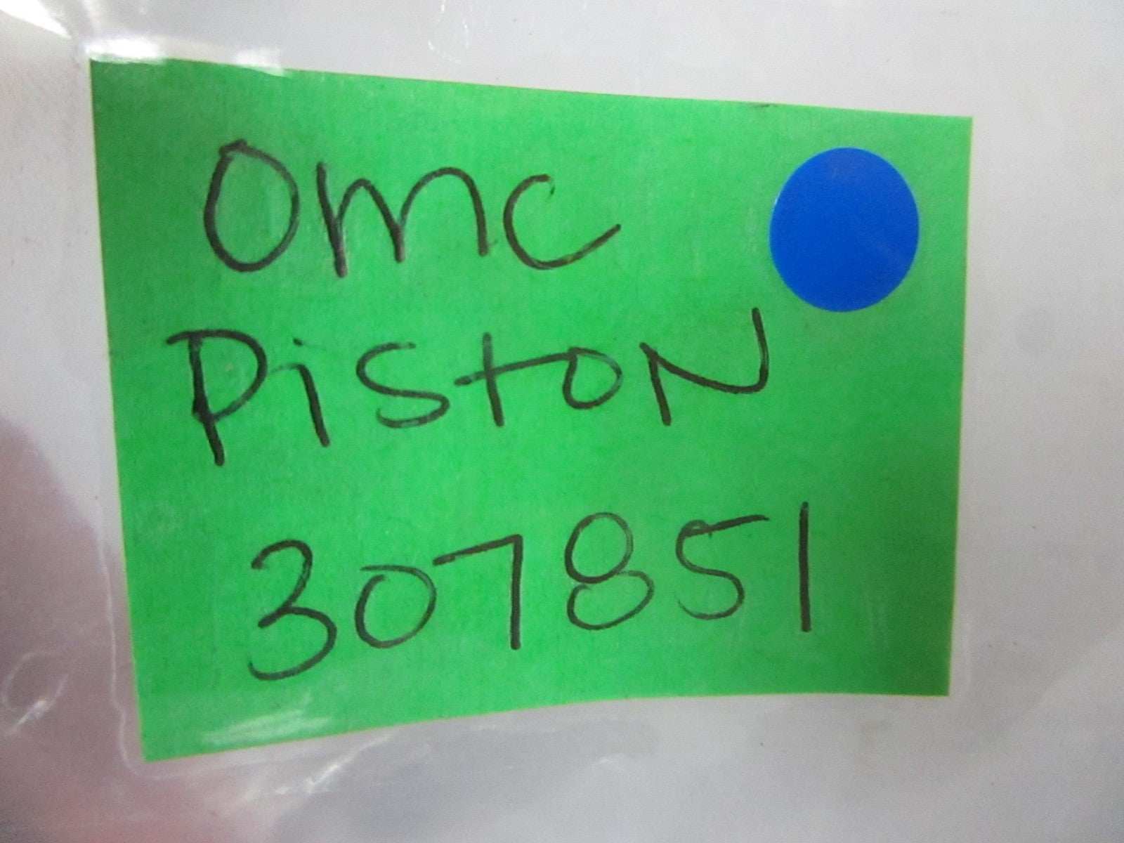 *NEW OEM* 0720 OMC Johnson Evinrude Piston Ay 307851 0307851
